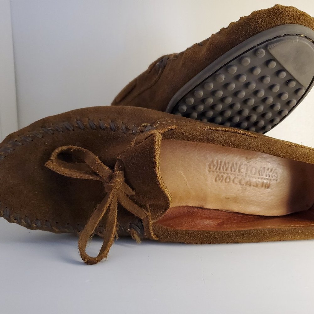 Minnetonka Moccasin's - Brown - Hard Sole